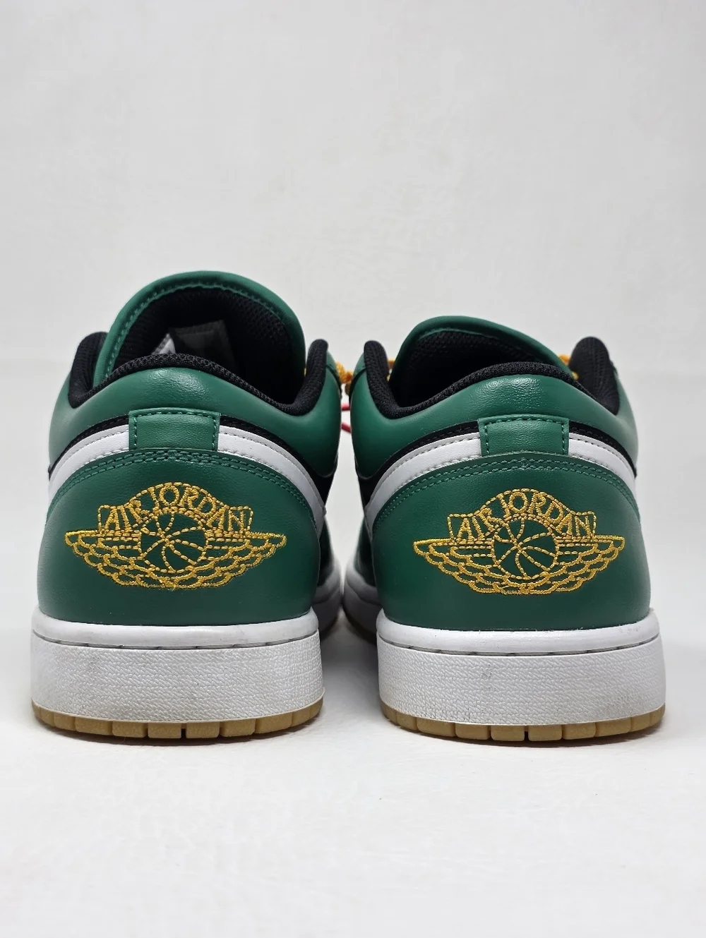 Nike Air Jordan 1 Low Holiday Special Men's Size 11 Athletic Shoes DQ8422-300